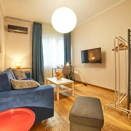 Centre - Ndk - 1st Floor - Pet Friendly Appartement